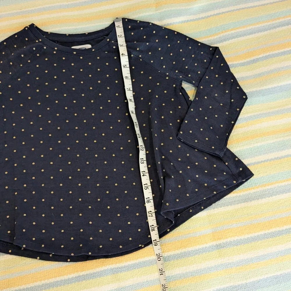 Old Navy blue & gold polka dot top size Medium (8)